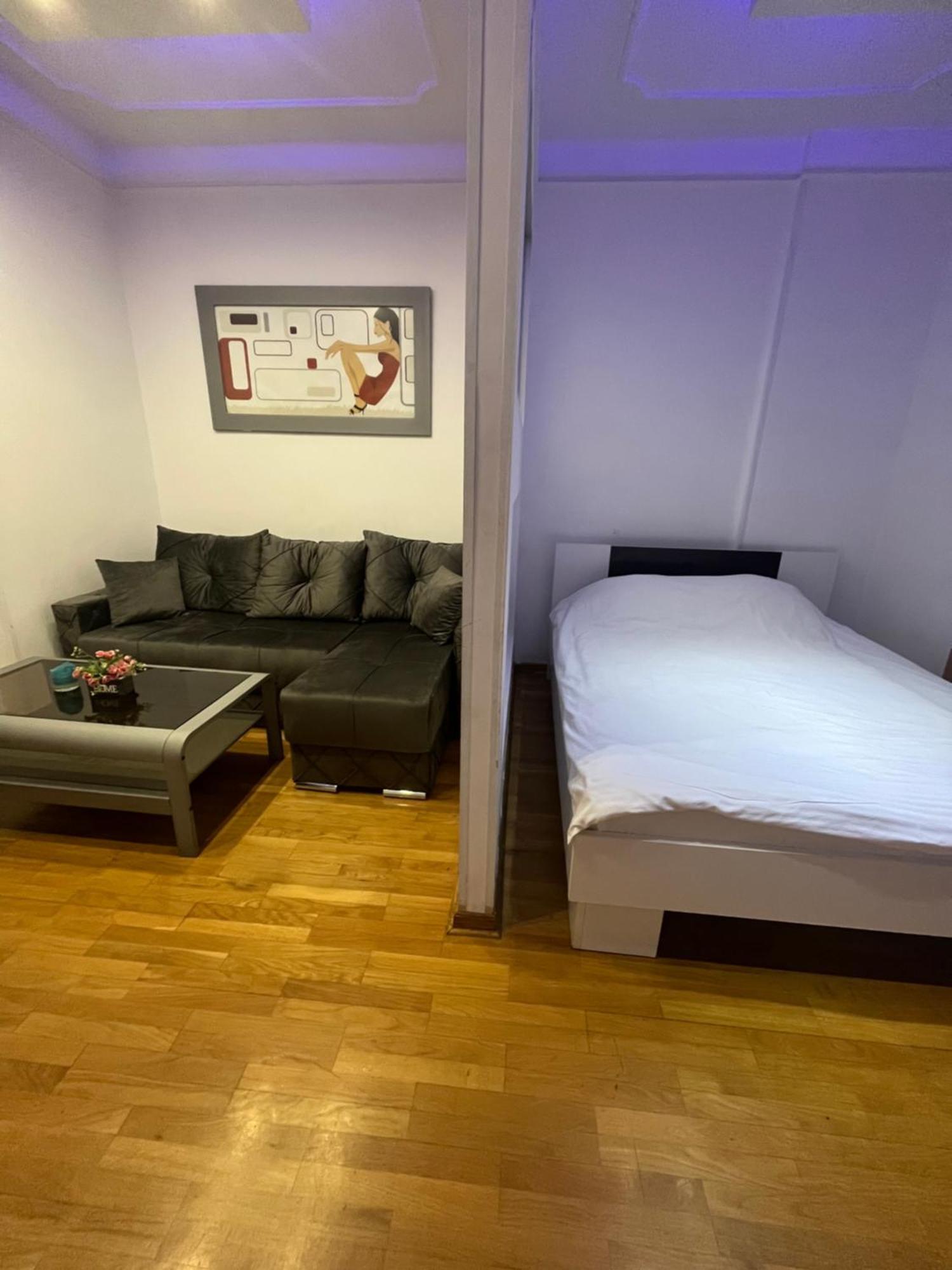Apartman Obilic Belgrade Extérieur photo